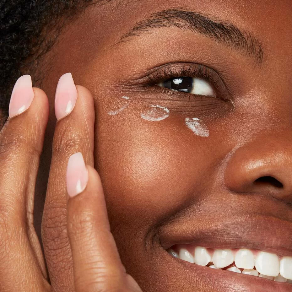 Creamy Eye Treatment with Avocado